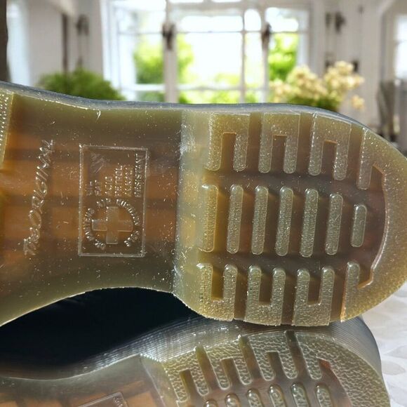 Doc Martens 1460 8-Eye Classic Smooth Leather Lace Up Boots Black Women’s Size 8 - Picture 11 of 14